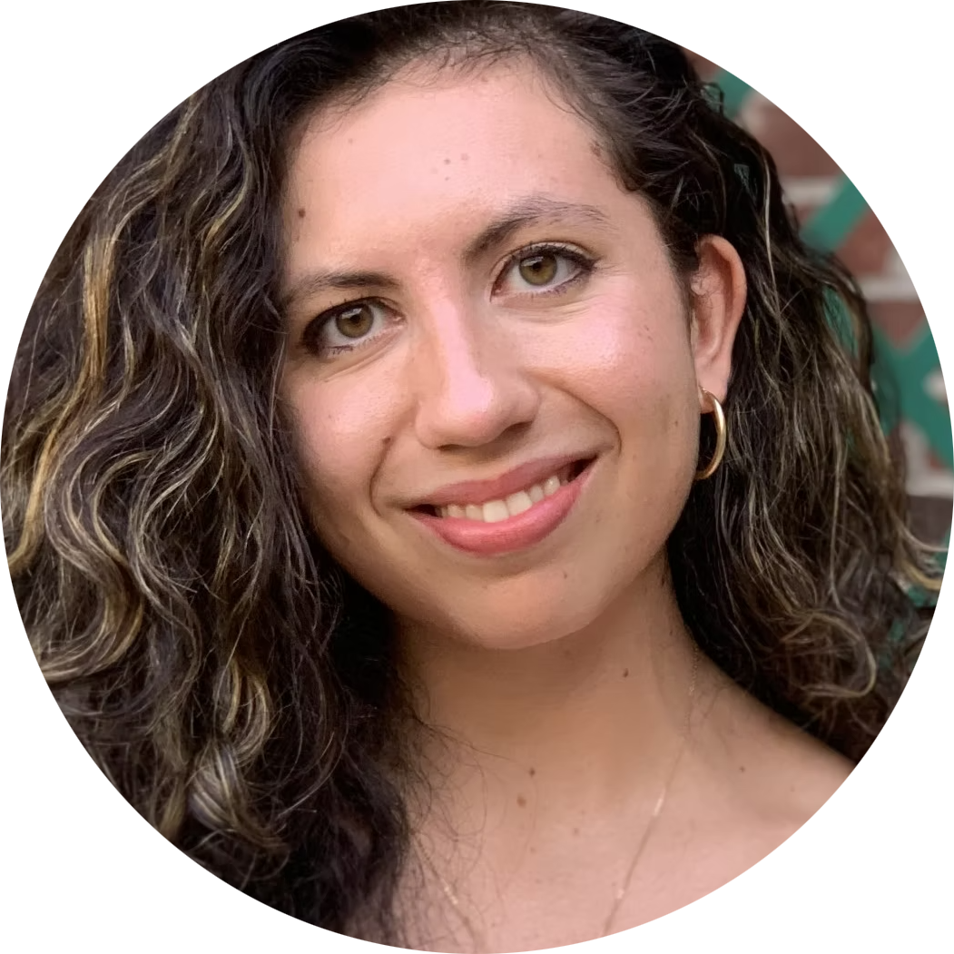 Headshot of Karla Lizarraga